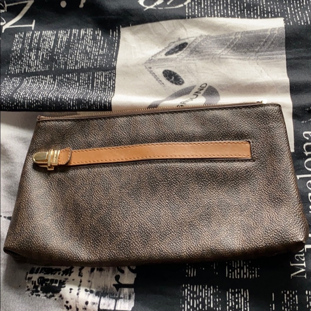 Jet Set Travel Michael Kors wristlet